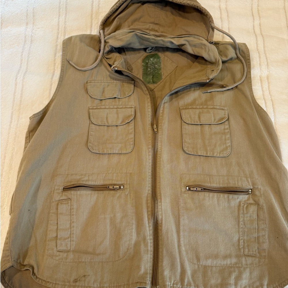 Tan Hooded Fishing Vest